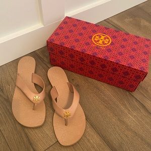 Tory Burch Monroe Thong - Size 9